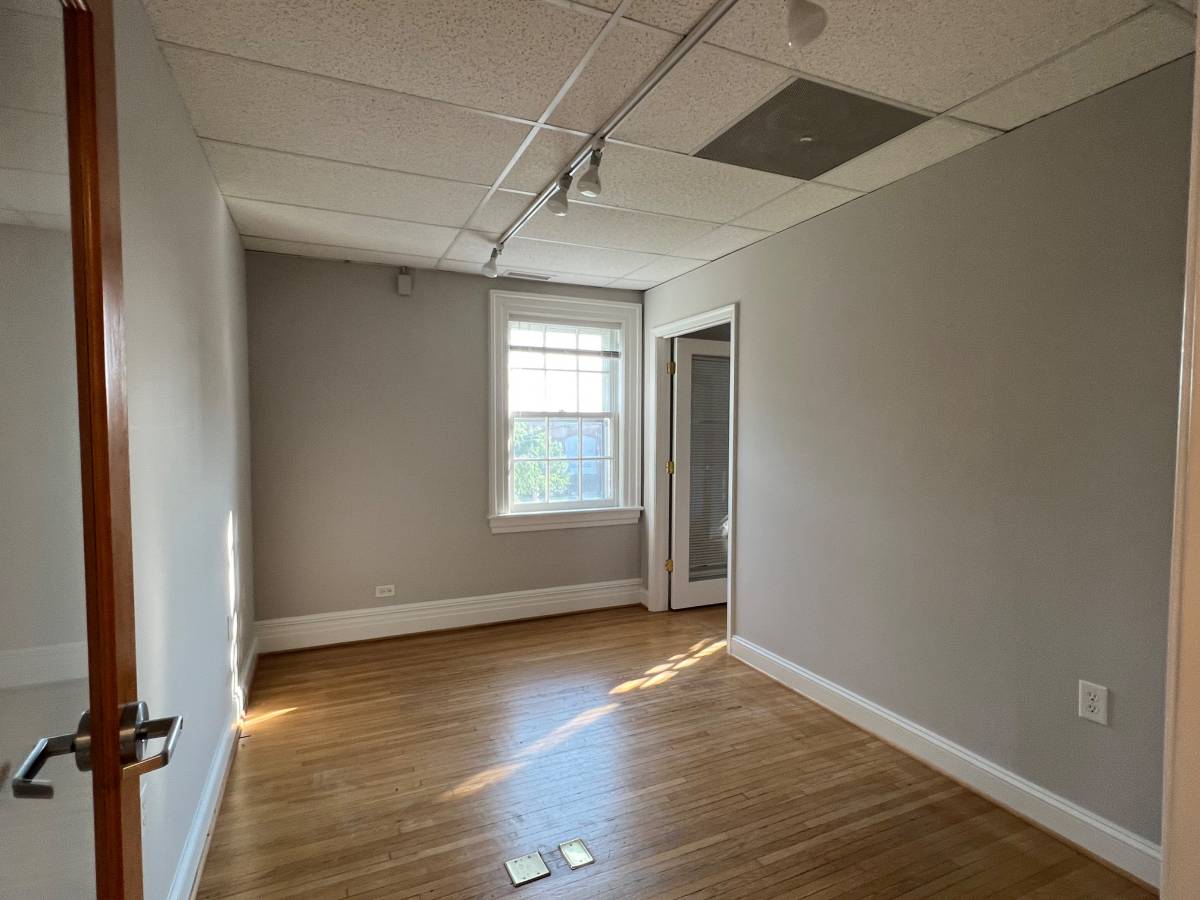 300 West Main Suite 301 — 4